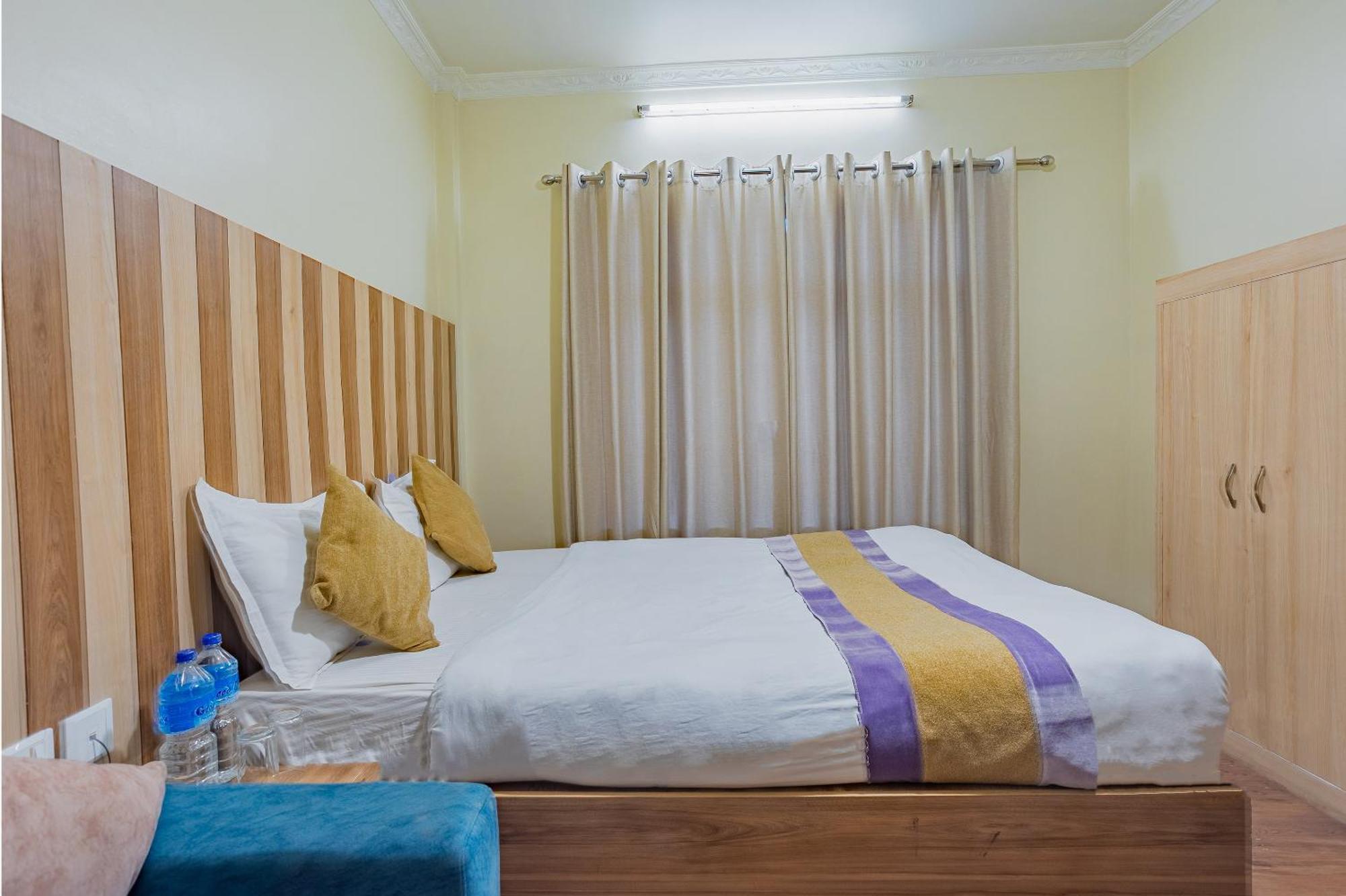 Oyo 821 Hotel Gauri Kathmandu Exterior photo