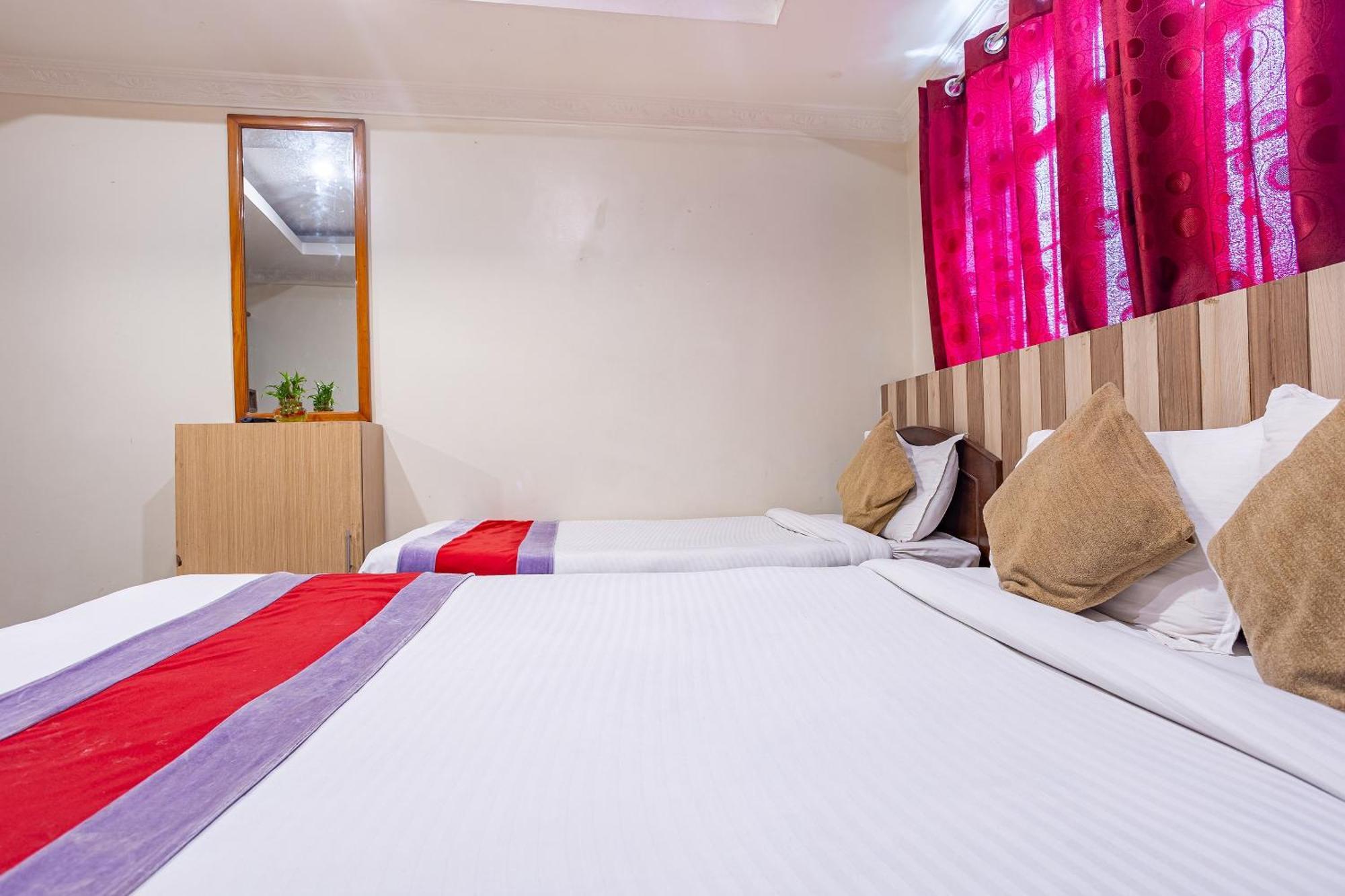 Oyo 821 Hotel Gauri Kathmandu Exterior photo