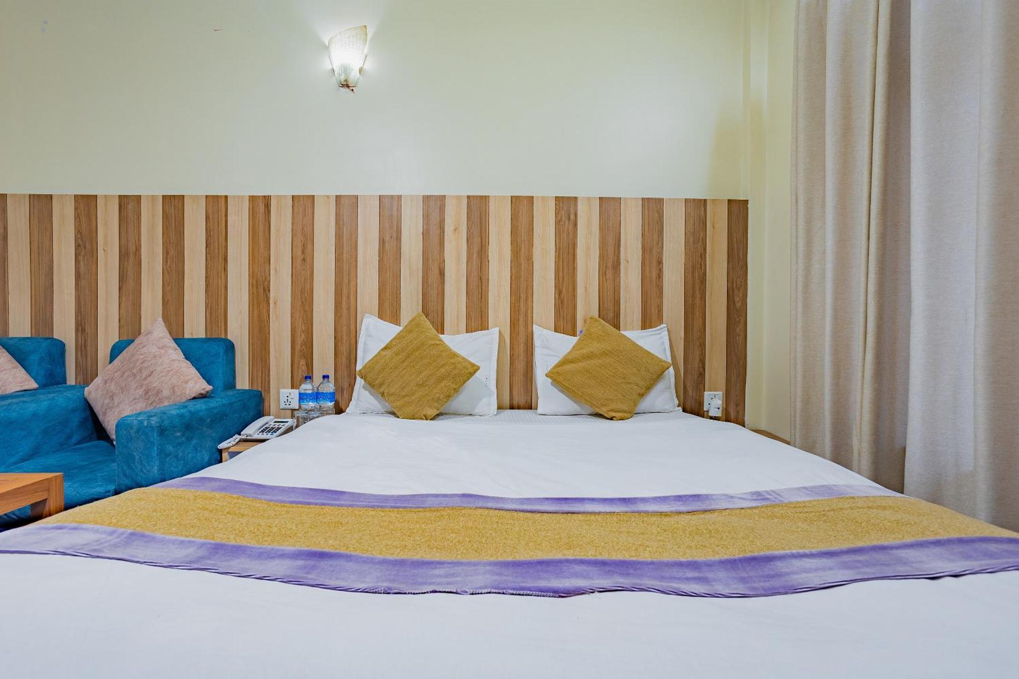 Oyo 821 Hotel Gauri Kathmandu Exterior photo